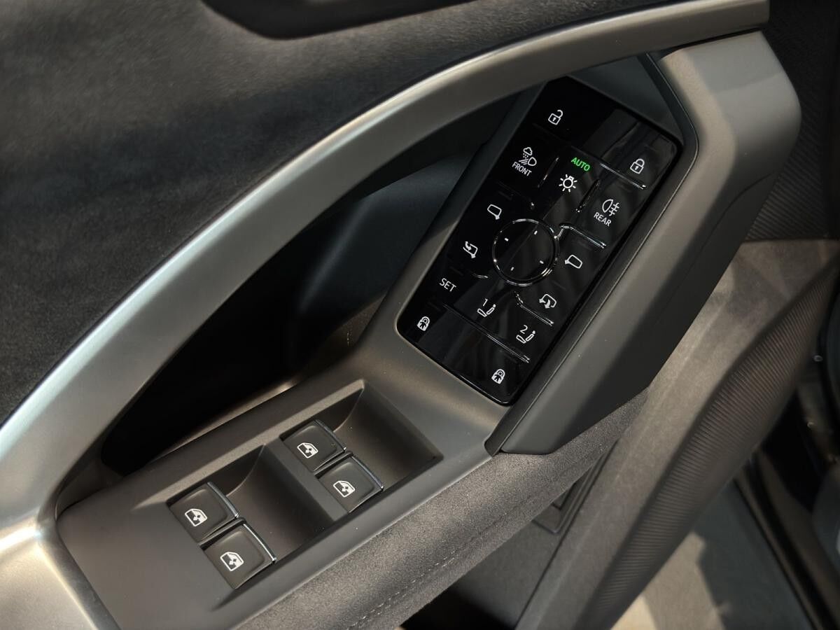 Audi Q5 SUV TDI quattro 2x S-LINE 21'' Pano HUD Luft (SONDERLEASING)