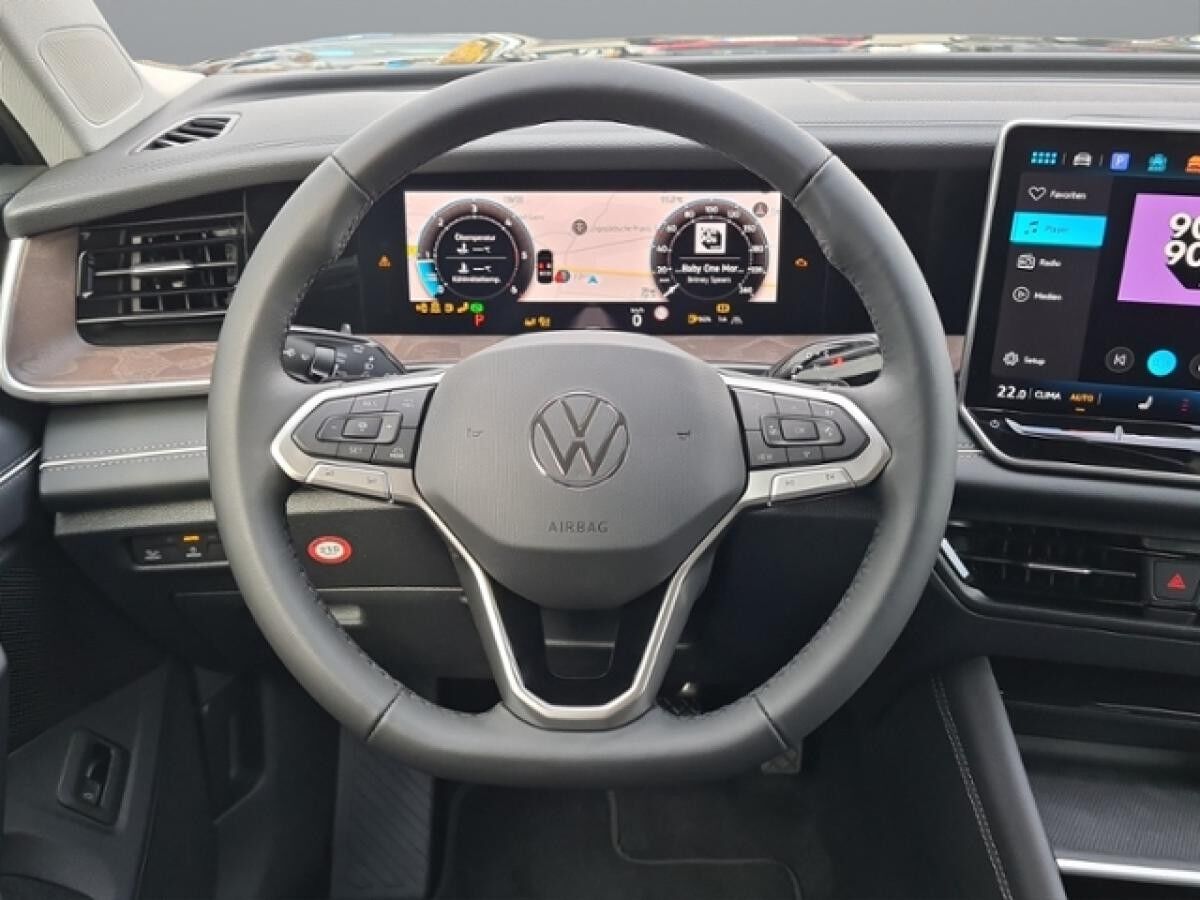 Volkswagen Tayron 2.0 TDI DSG ELEGANCE+AHK+MATRIX+NAVI+WR+P