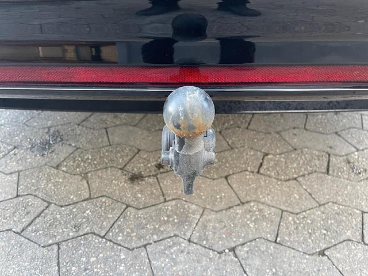 Volkswagen ID.7 TOURER PRO LED AHK MASSAGE SHZ V+H - Pro 210 kW SITZBELÜFTUNG APPLE CAR PLAY