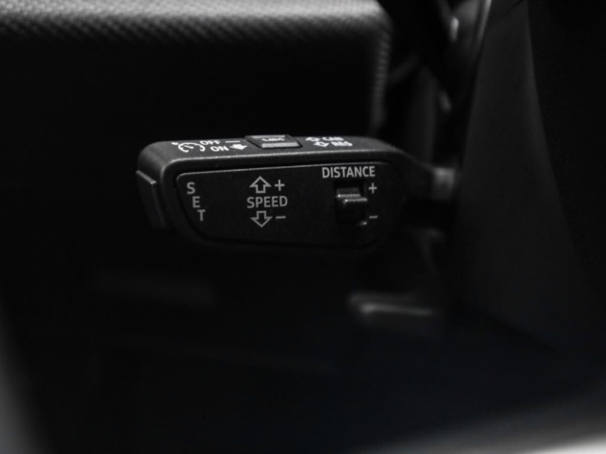 Audi A5 Avant TFSI quattro AHK ACC Navi CarPlay