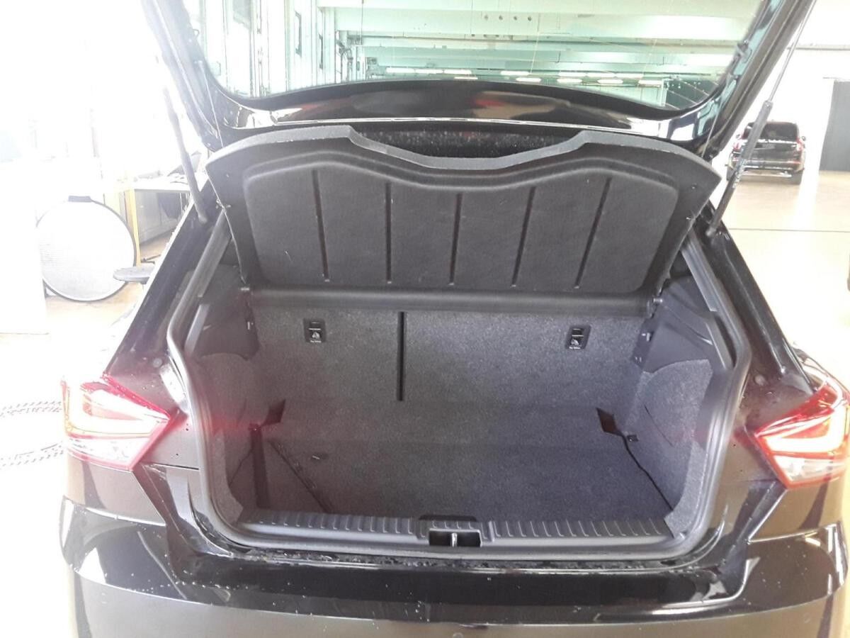 Seat Ibiza 1.0 TSI DSG FR KAMERA NAVI LED