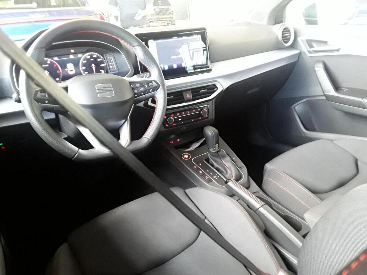 Seat Ibiza 1.0 TSI DSG FR KAMERA NAVI LED