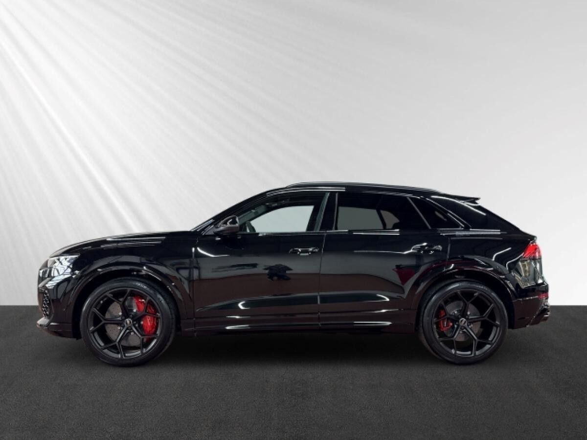 Audi RS Q8 performance 360°+AHK+Keramik+Pano+Sthz