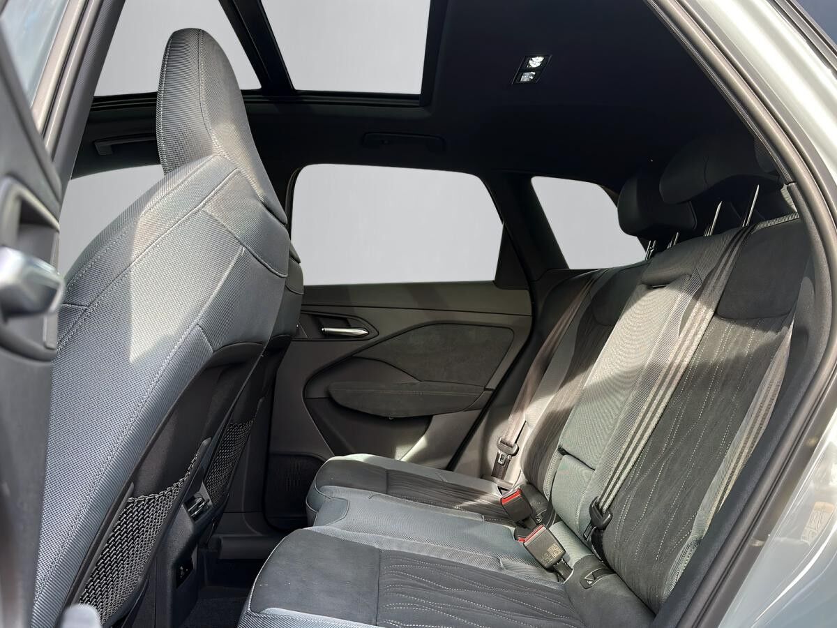 Audi Q3 e-hybrid S-line 200 kW S tronic MEMORY  + 360° + PANO + MATRIX LED + MMI PRO + ACC + OLED + WARNSYST