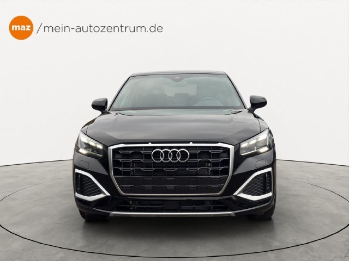 Audi Q2 advanced 35 TFSI S tronic LED-Matrix Pano S line