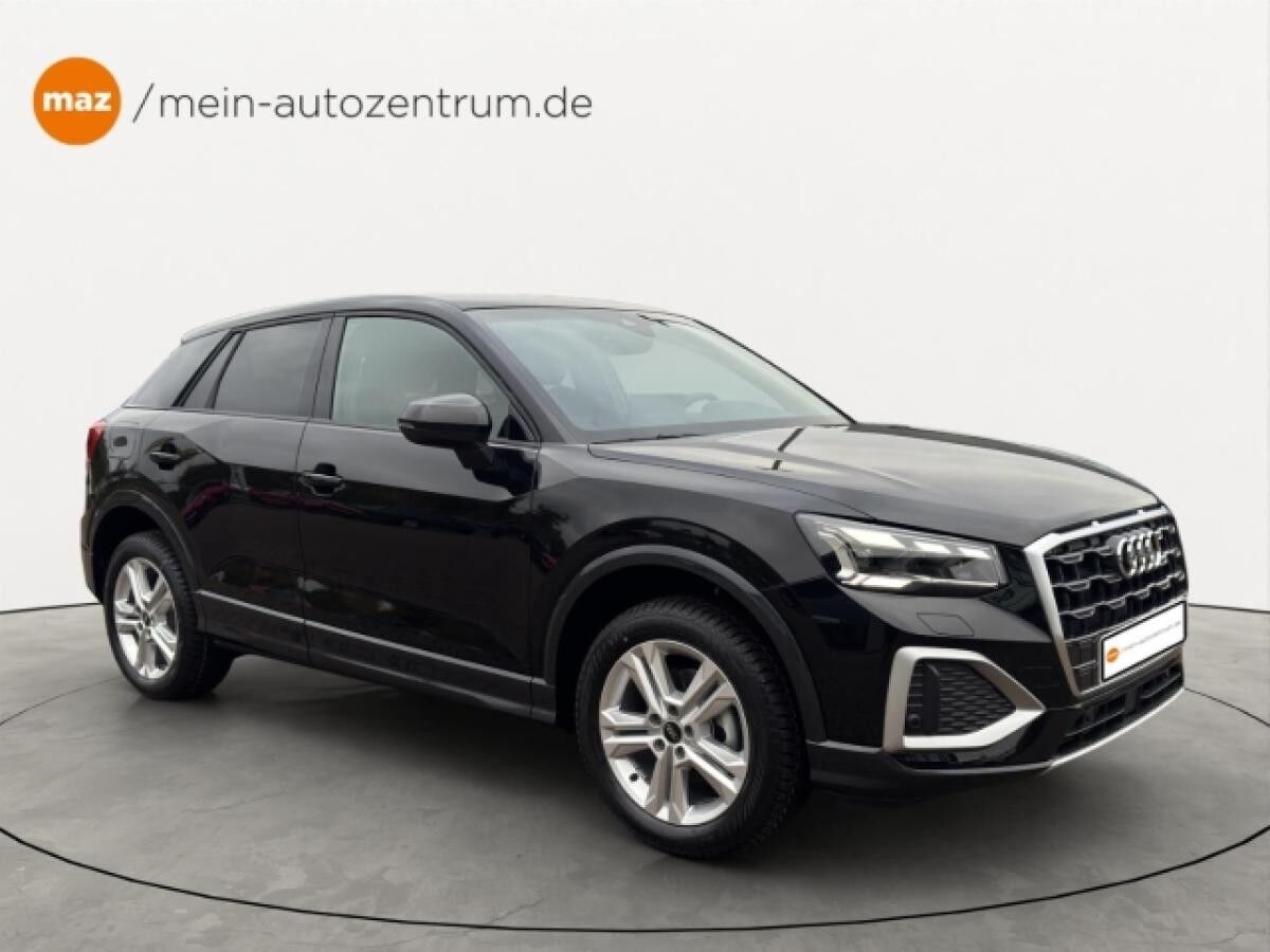 Audi Q2 advanced 35 TFSI S tronic LED-Matrix Pano S line