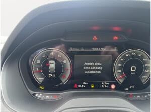 Audi Q2 advanced 35 TFSI S tronic LED-Matrix Pano S line