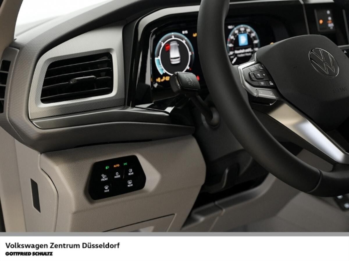 Volkswagen T7 Multivan 2.0 TDI Langer Überhang (Düsseldorf)