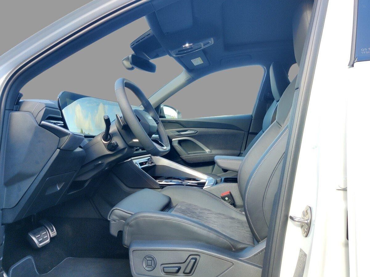Audi Q5 Sportback TFSI S-LINE PANO AHK TECH-PLUS MMI EXPERIENCE-PLUS