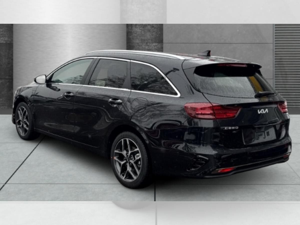 Kia Ceed SW 1.5T 48V DCT ULTIMATE Edition Style-Paket