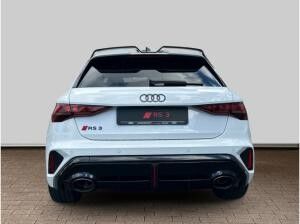Audi RS3 Sportback 2.5 TFSI quattro HUD+PANO+NAVI+LEDER+MATRIX-LED
