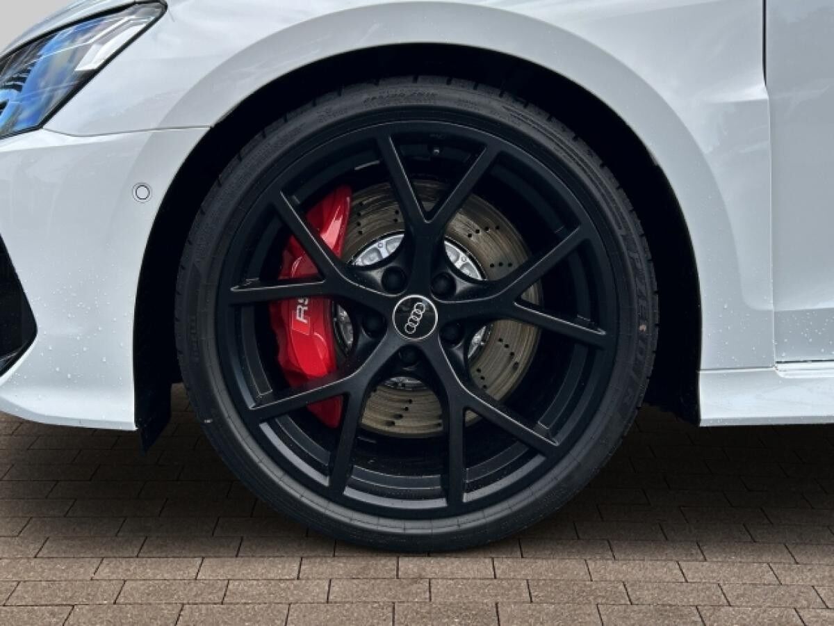 Audi RS3 Sportback 2.5 TFSI quattro HUD+PANO+NAVI+LEDER+MATRIX-LED