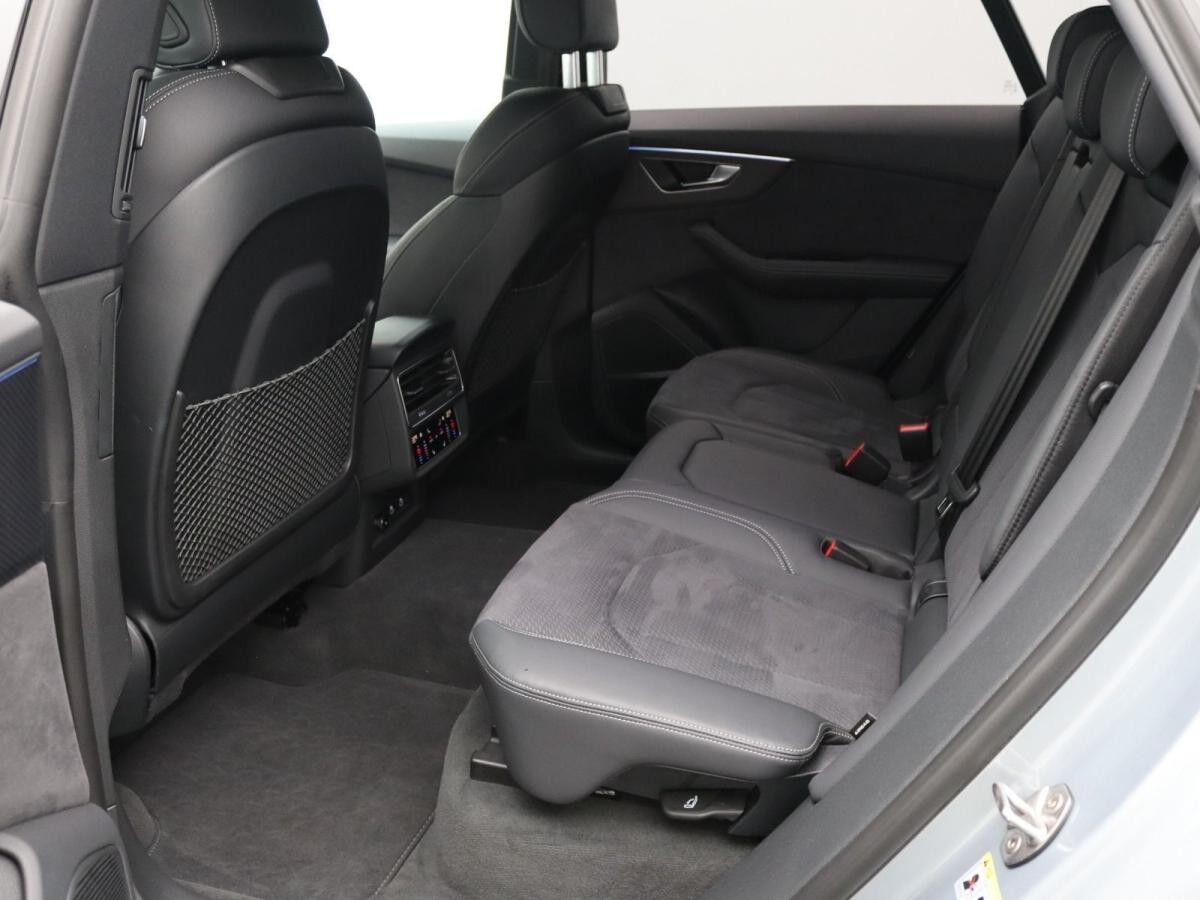 Audi Q8 S-Line 50TDI quattro / Pano, Matrix, B&O, AHK