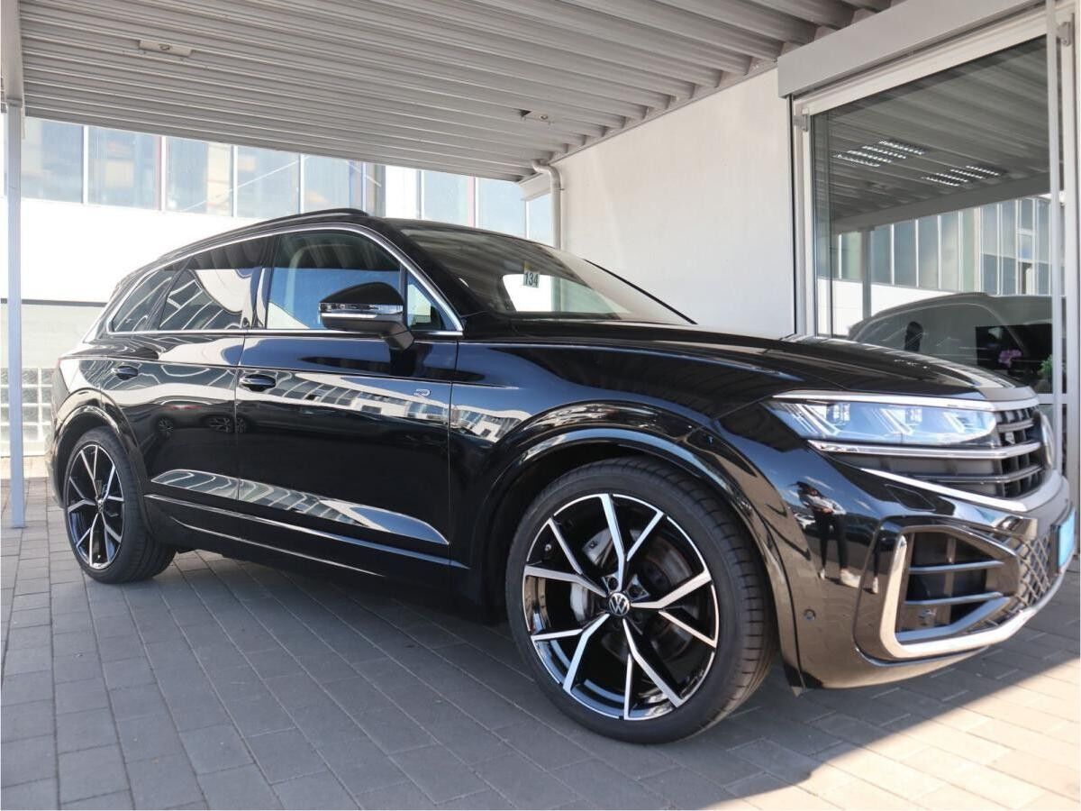 Volkswagen Touareg R-Line 3.0 V6 TSI DSG*4Motion*PANO*AHK*STHZG*LUFT*360°*