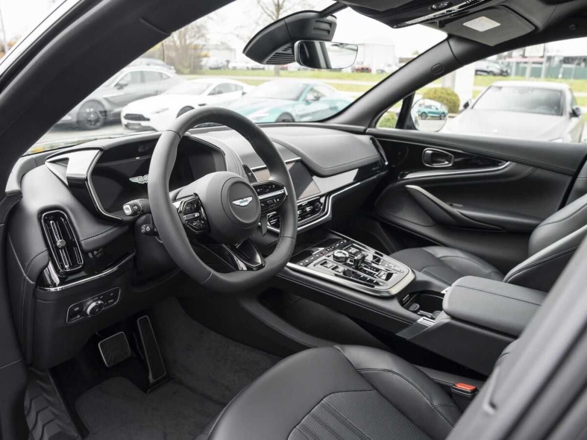 Aston Martin DBX 4.0 V8 DBX707