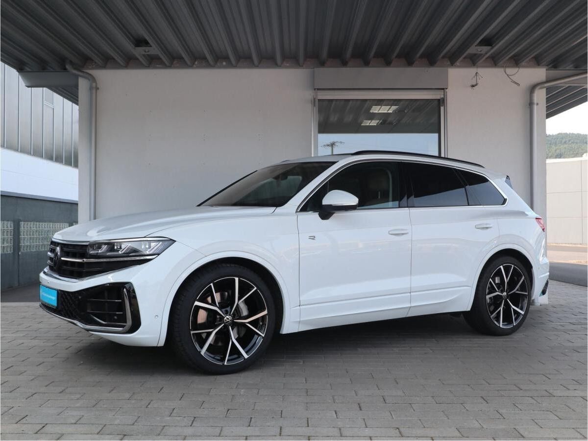 Volkswagen Touareg R-Line 3.0 V6 TSI (340 PS) DSG*4Motion*PANO*AHK*LUFT*360°*STHZG*
