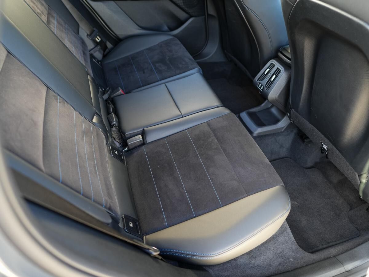 BMW 220 Active Tourer i M-Sport AHK PANO KoZg AkSitze