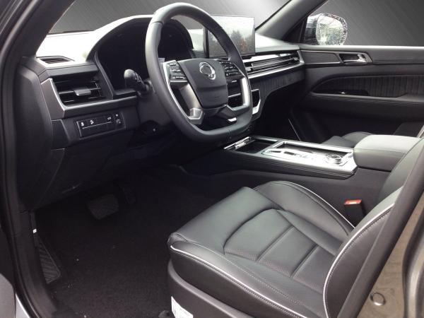 KGM Rexton REXTON 2.2D AUTOMATIK 4WD LUX KGM Rexton REXTON 2.2D AUTOMATIK 4WD LUX