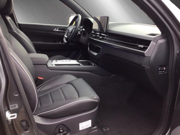 KGM Rexton REXTON 2.2D AUTOMATIK 4WD LUX KGM Rexton REXTON 2.2D AUTOMATIK 4WD LUX