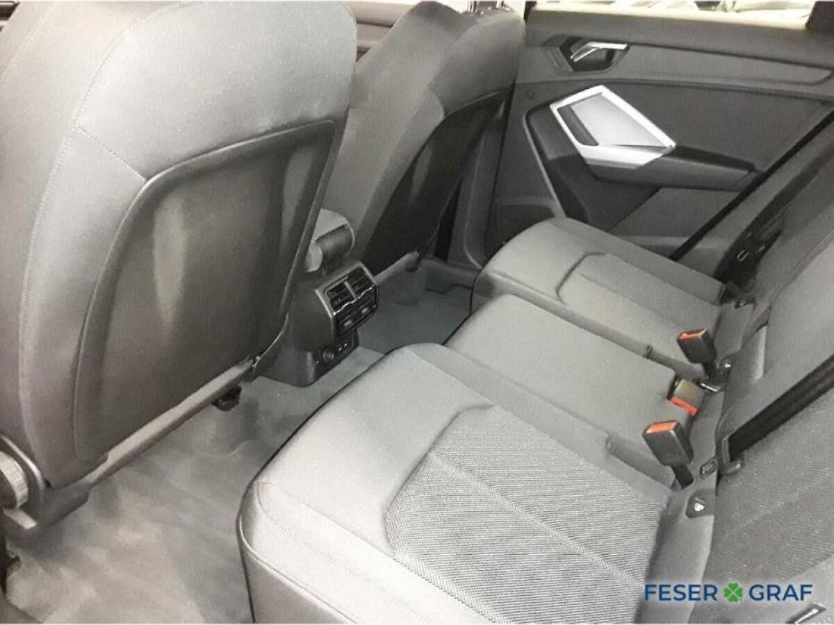 Audi Q3 advanced 35 TFSI S tronic LED Navi Stdhz. ACC