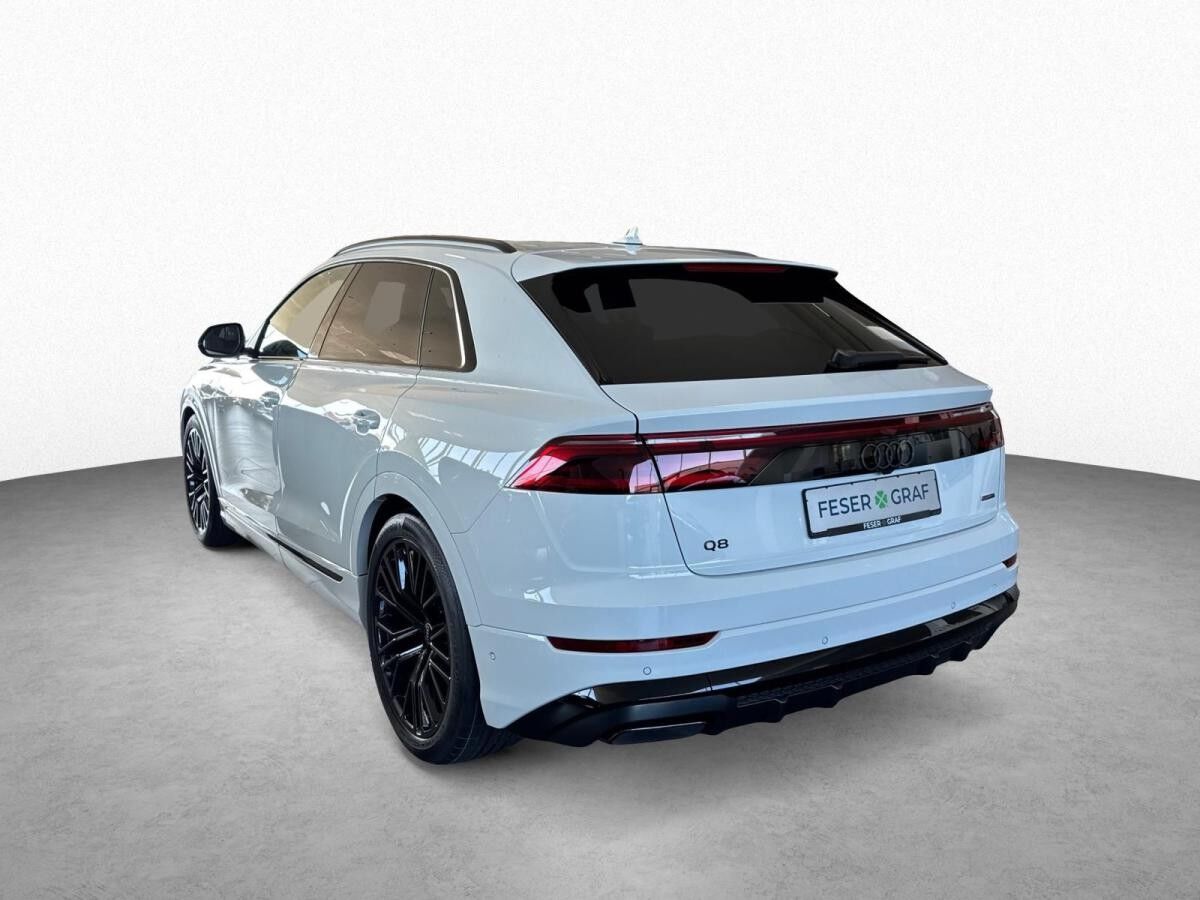 Audi Q8 S line business TDI qu tiptr *PANO*AHK*MATRIX