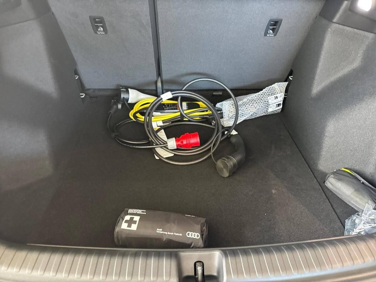 Audi Q4 e-tron Q4 40 e-tron advanced *AHK*HuD*CarPlay*