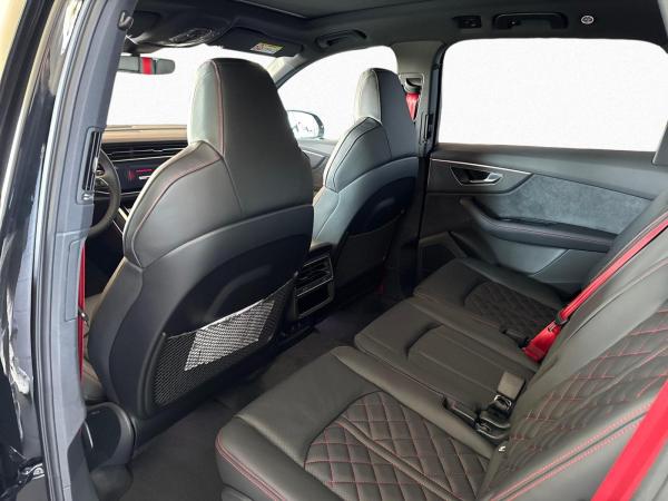Audi Q7 S line business TDI qu tiptr *7-Sitzer*PANO*