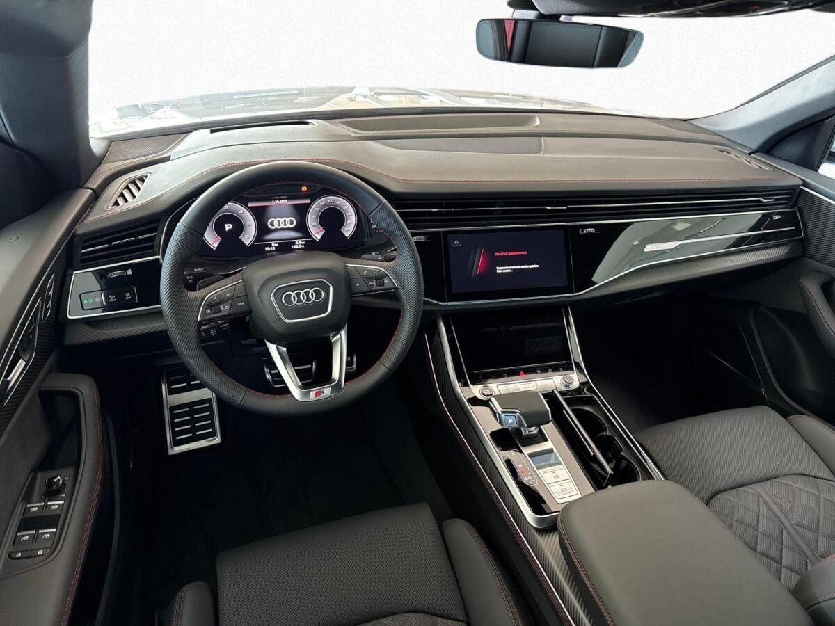 Audi Q8 S line business TDI qu tiptr *PANO*AHK*MATRIX