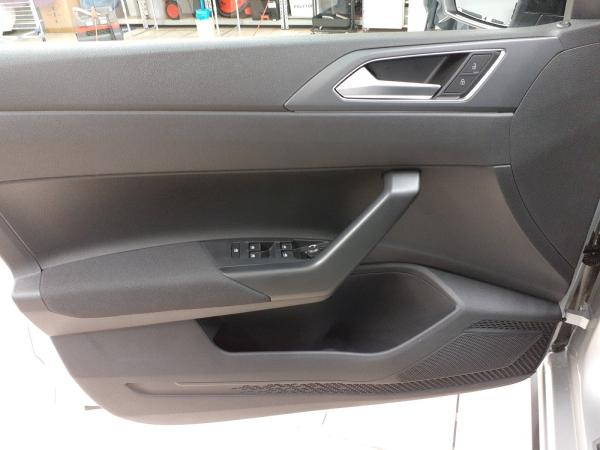 Volkswagen Polo 1.0TSI *Sitzh*Kamera*LED*App-Connect*R-Line