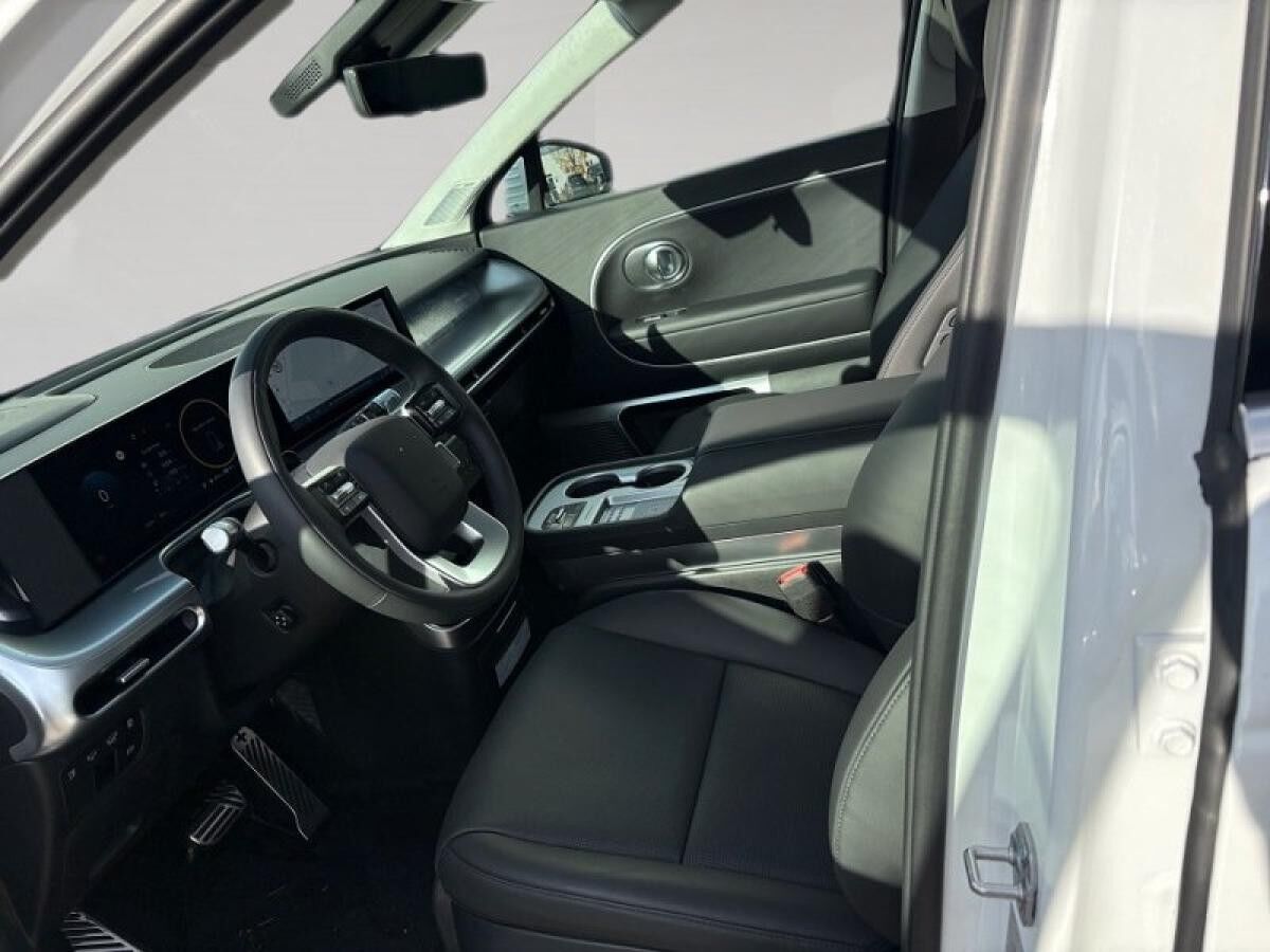 Hyundai IONIQ 9 6-Sitzer (MY26) 110 kWh (307 PS) 4WD UNIQ PANO