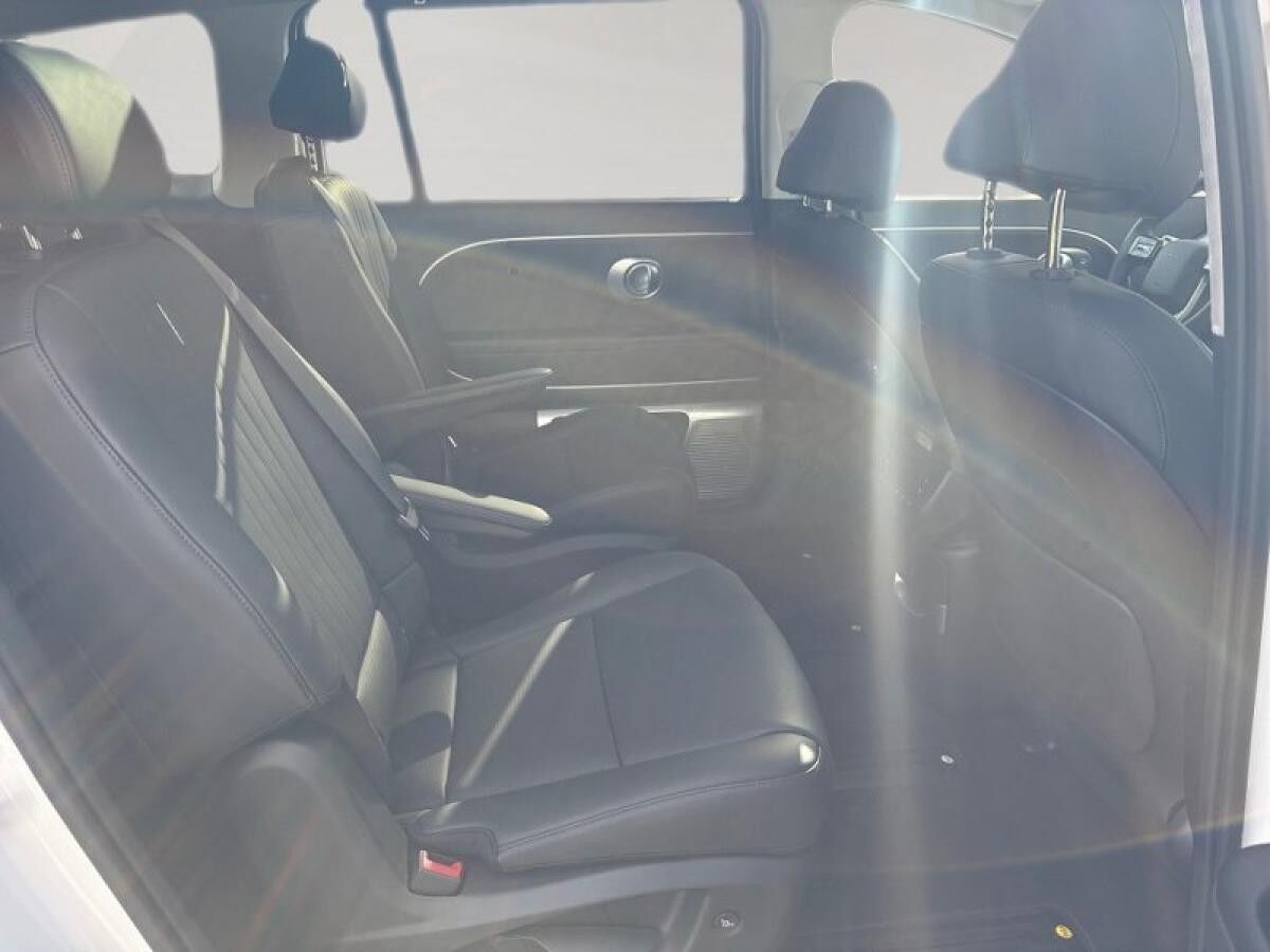 Hyundai IONIQ 9 6-Sitzer (MY26) 110 kWh (307 PS) 4WD UNIQ PANO