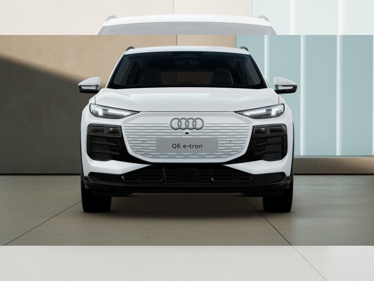 Audi Q6 e-tron TECH LED+ 19  ACC KAM.