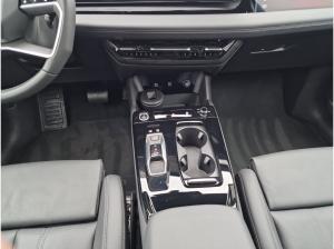 Audi Q6 e-tron S line Tech-pro MATRIX B&O Luft 21