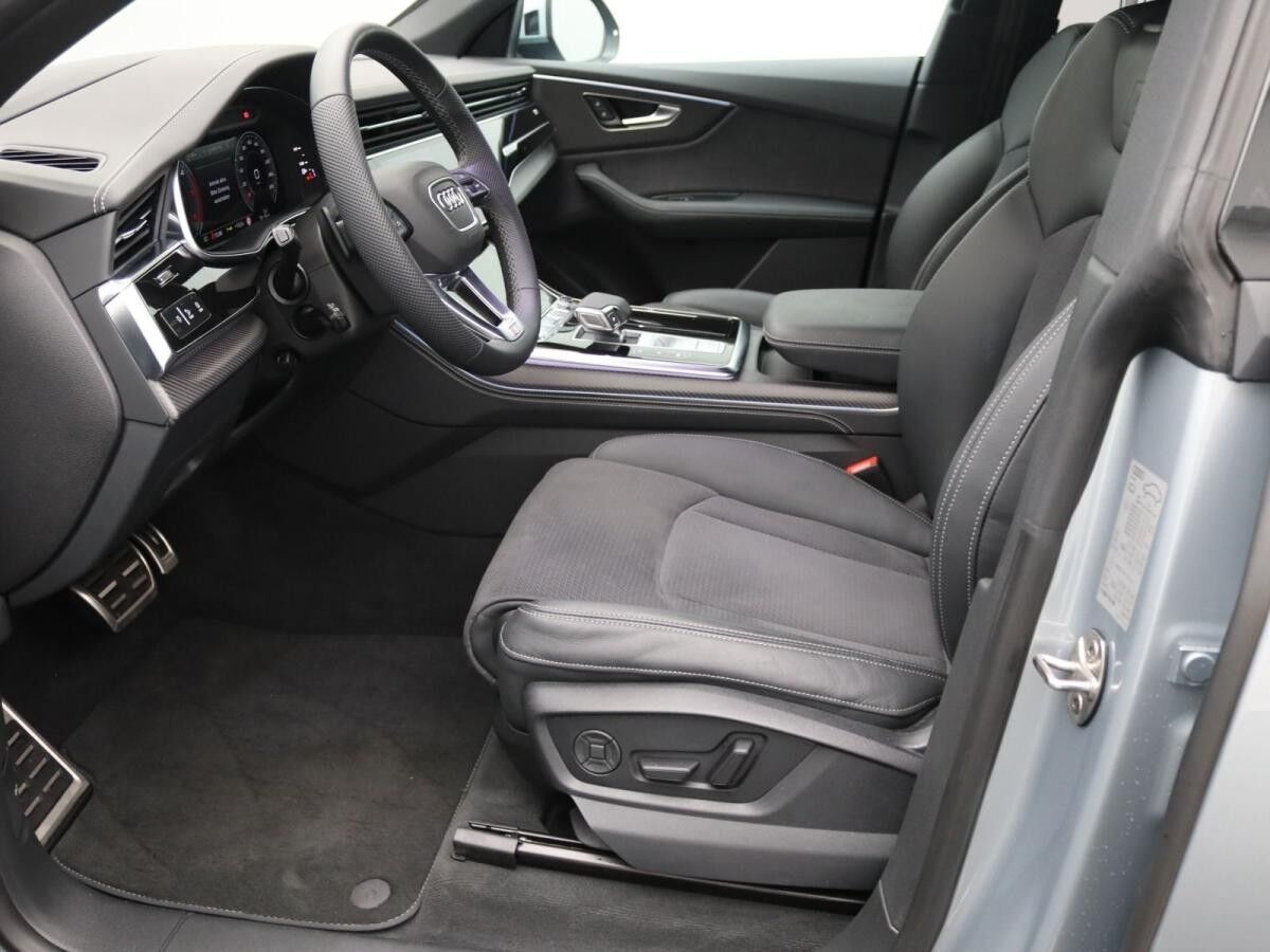 Audi Q8 S-Line 50TDI quattro / Pano, Matrix, B&O, AHK