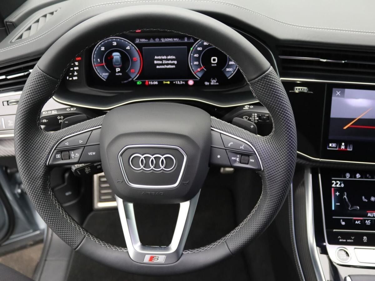Audi Q8 S-Line 50TDI quattro / Pano, Matrix, B&O, AHK