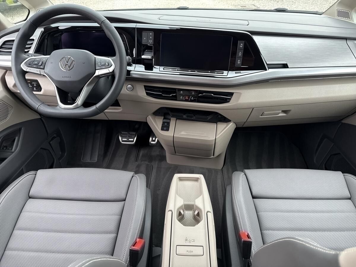 Volkswagen T7 Multivan Style eHybrid 4MOTION 7-Sitzer