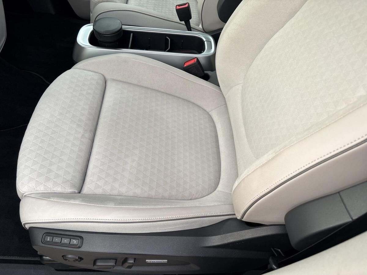 Volkswagen ID.Buzz Pro Lang 7-SItzer/CarPlay/Matrix/Pano