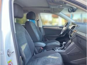 Volkswagen Tiguan Allspace Elegance 2.0TDI 4M DSG/ Pano,AHK