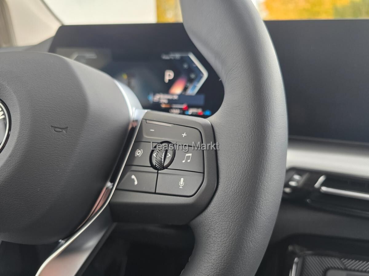 BMW 218 Active Tourer Steptronic DCT Navi DSG Tempom.aktiv Bluetooth PDC