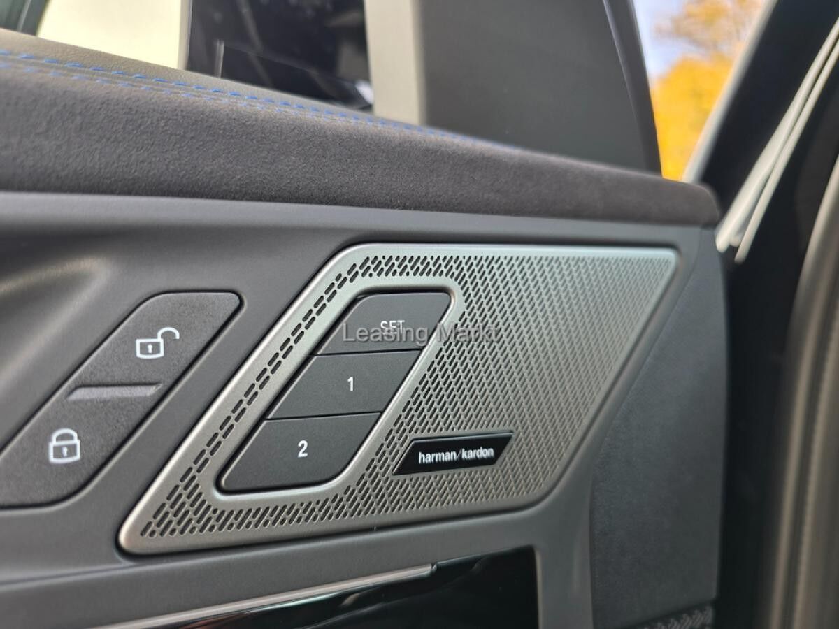 BMW X1 M35i xDrive Navi DSG Tempom.aktiv Panoramadach Bluetooth