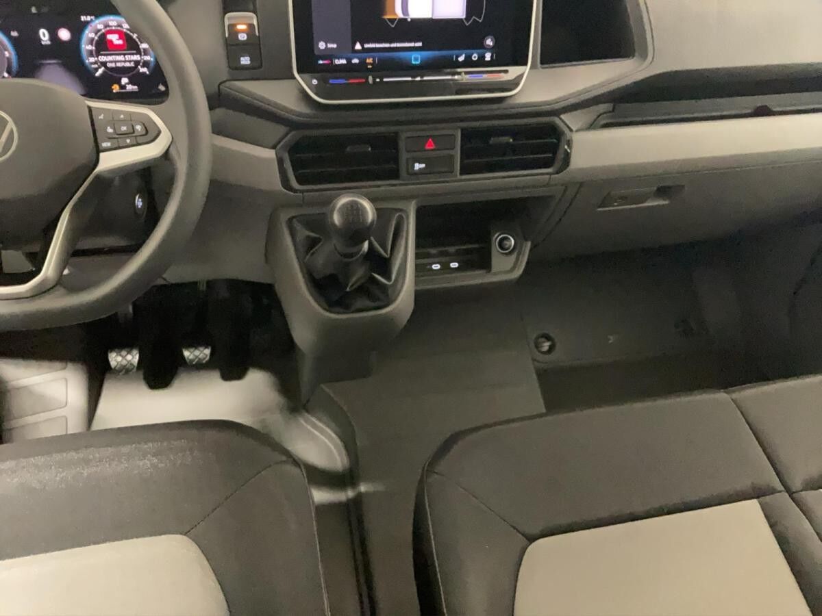 Volkswagen Crafter 35 Pritsche 2.0 TDI DoKA MR RWD 3,5t *7SI/AHK/STHZ/5J.GAR/PLANE OPT*