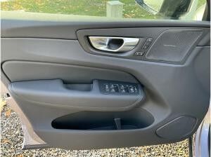 Volvo XC60 T6 Plus Dark Plug in Hybrid *Sofort Verfügbar*