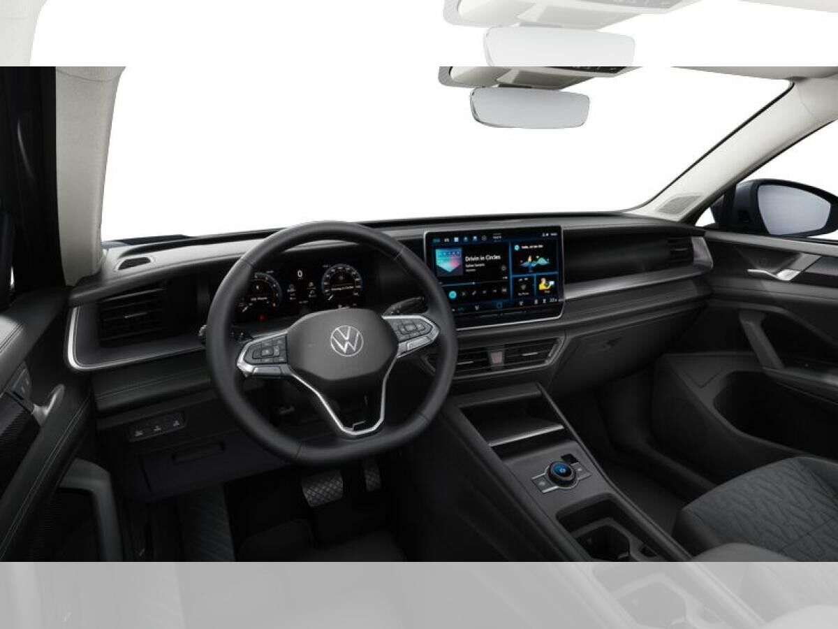 Volkswagen Tayron LIFE PRIVAT PANORAMADACH GANZJAHRESREIFEN Volkswagen Tayron LIFE PRIVAT PANORAMADACH GANZJAHRESREIFEN