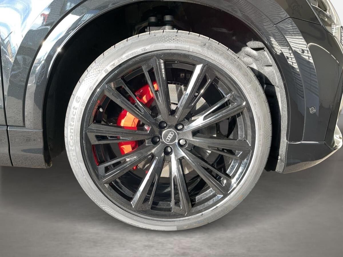 Audi Q8 SUV S line business TFSI e quattro tiptronic