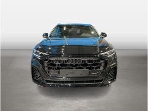 Audi Q8 SUV S line business TFSI e quattro tiptronic