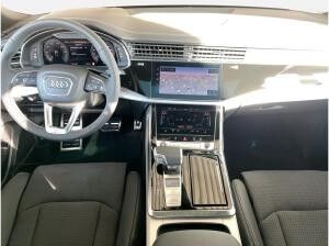 Audi Q8 SUV S line business TFSI e quattro tiptronic