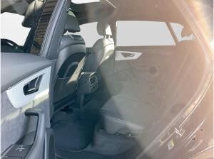 Audi Q8 SUV S line business TFSI e quattro tiptronic