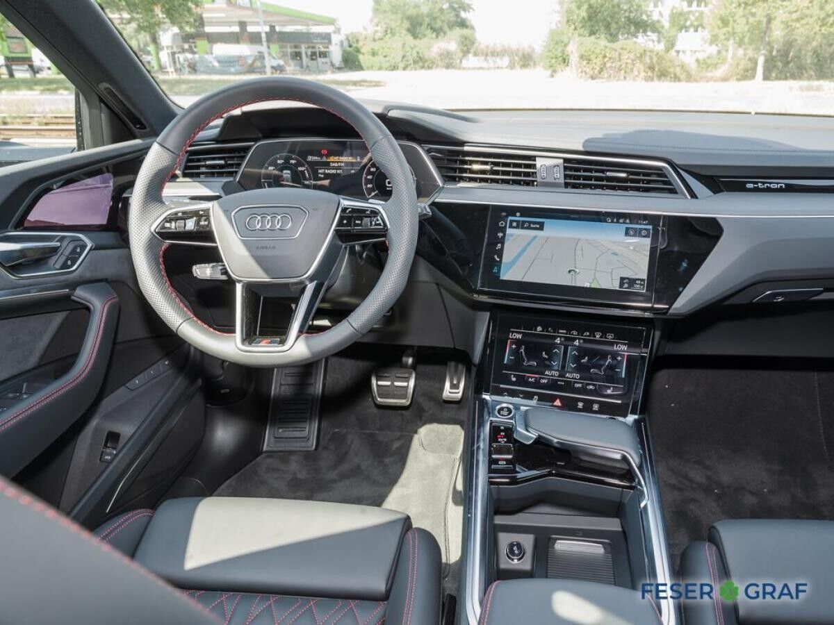 Audi Q8 e-tron 50 edt. S line /Matrix/Pano/B&O/ACC/TV