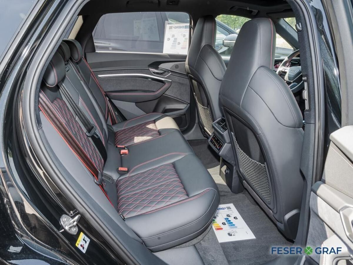 Audi Q8 e-tron 50 edt. S line /Matrix/Pano/B&O/ACC/TV