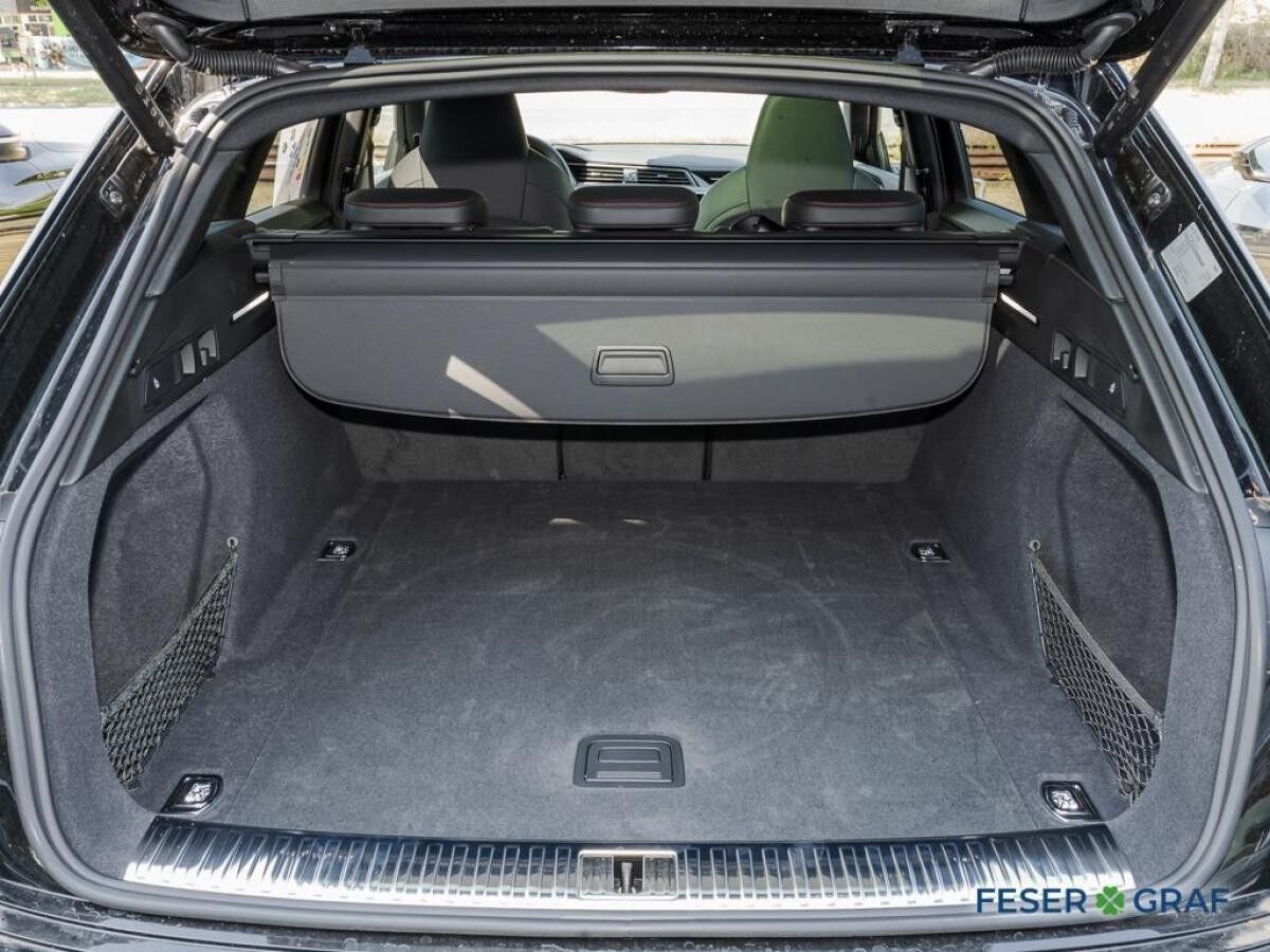 Audi Q8 e-tron 50 edt. S line /Matrix/Pano/B&O/ACC/TV